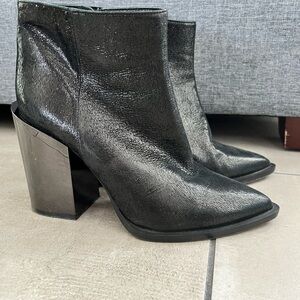 MIMOSA Black Ankle Boots